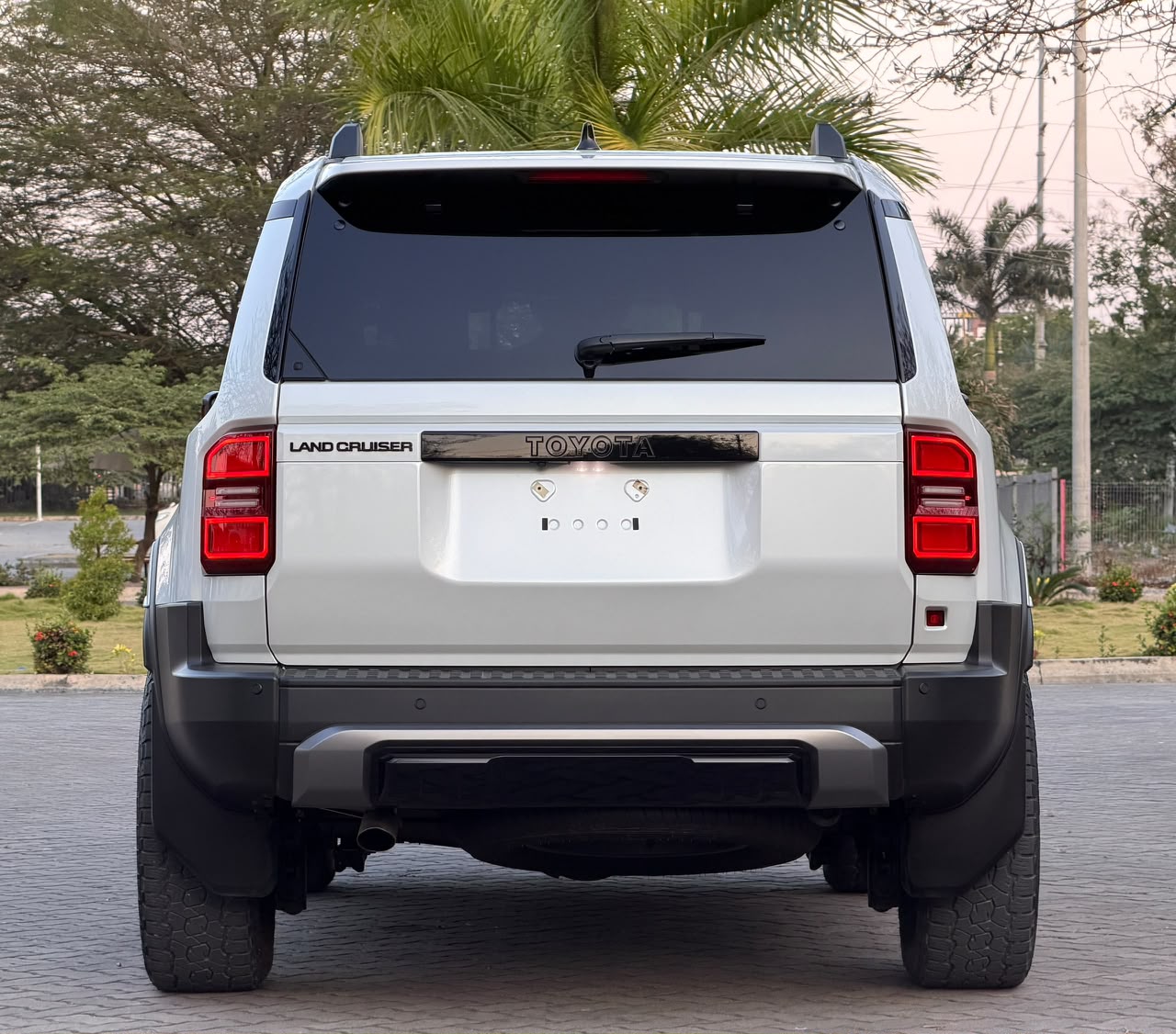 TOYOTA LANDCRUISER PRADO 250 thumbnail 9